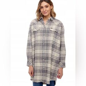 Women's Wrangler Plaid‎ Long Pearl Snap Overshirt Medium Organic Cotton